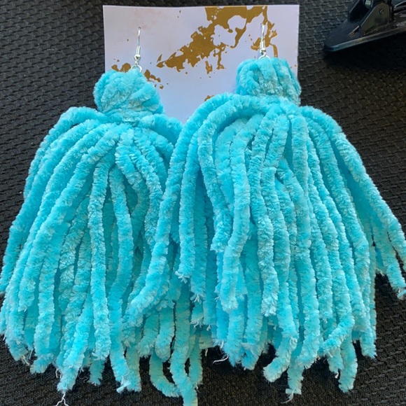 Earrings - Picture 2 of 2